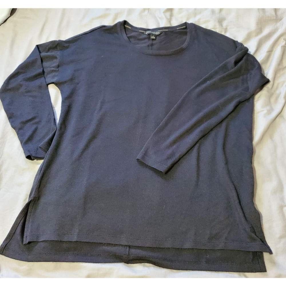 Banana Republic Women’s Lightweight Sweater Black Long Sleeve Pullover Size